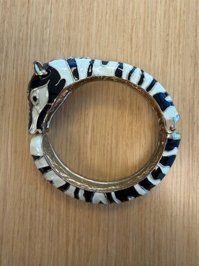Zebra Enamel Animal Bangle Bracelet - Black & White